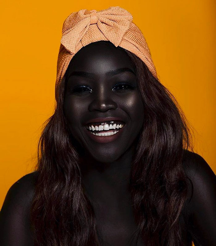 Nyakim Gatwech, modelo sudanesa, "Queen of Dark"