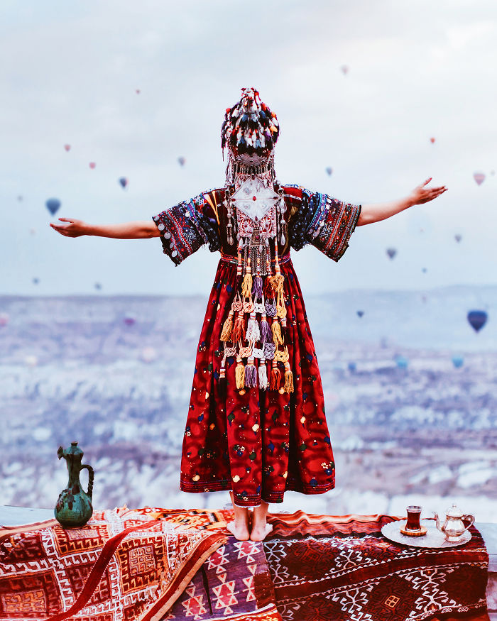 Kristina Makeeva mujeres con vestidos 12