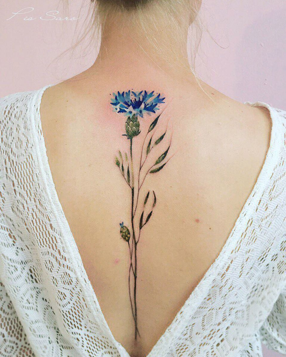 Pis Saro tatuajes florales 4