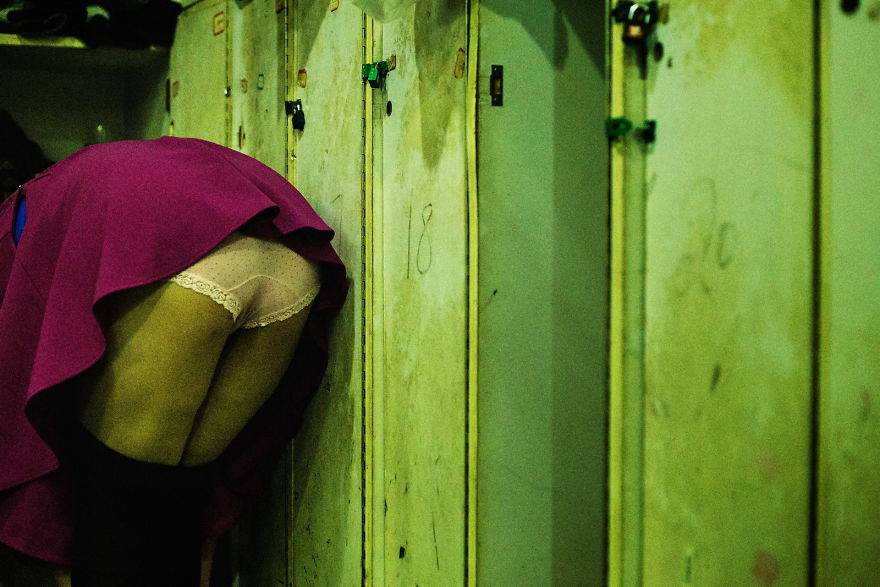Sergey Melnitchenko fotografia lo que no se ve en los clubes nocturnos de China8