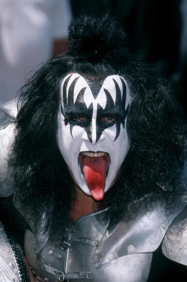 ternero Gene Simmons KISS 3