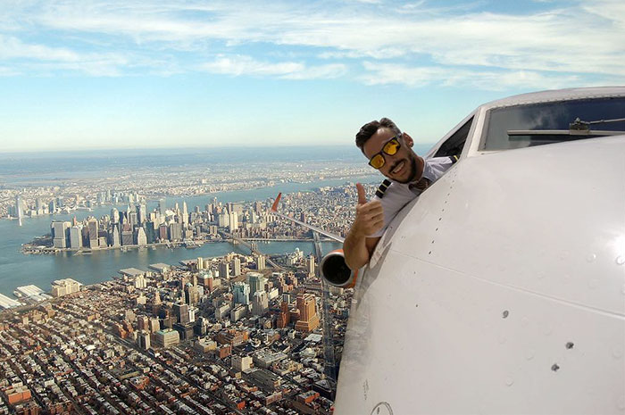 Daniel Centeno sefies avion 4
