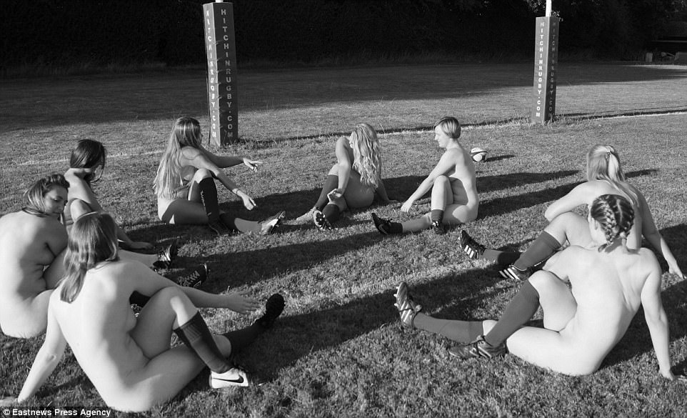calendario mujeres rugby desnudas 12