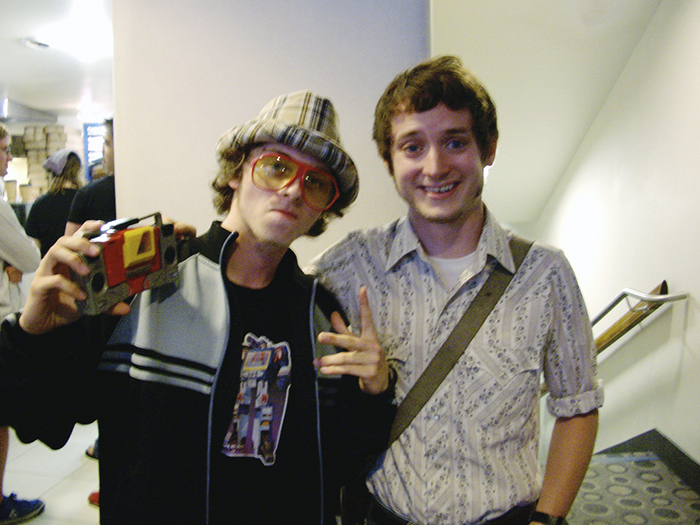 elijah wood fans 17