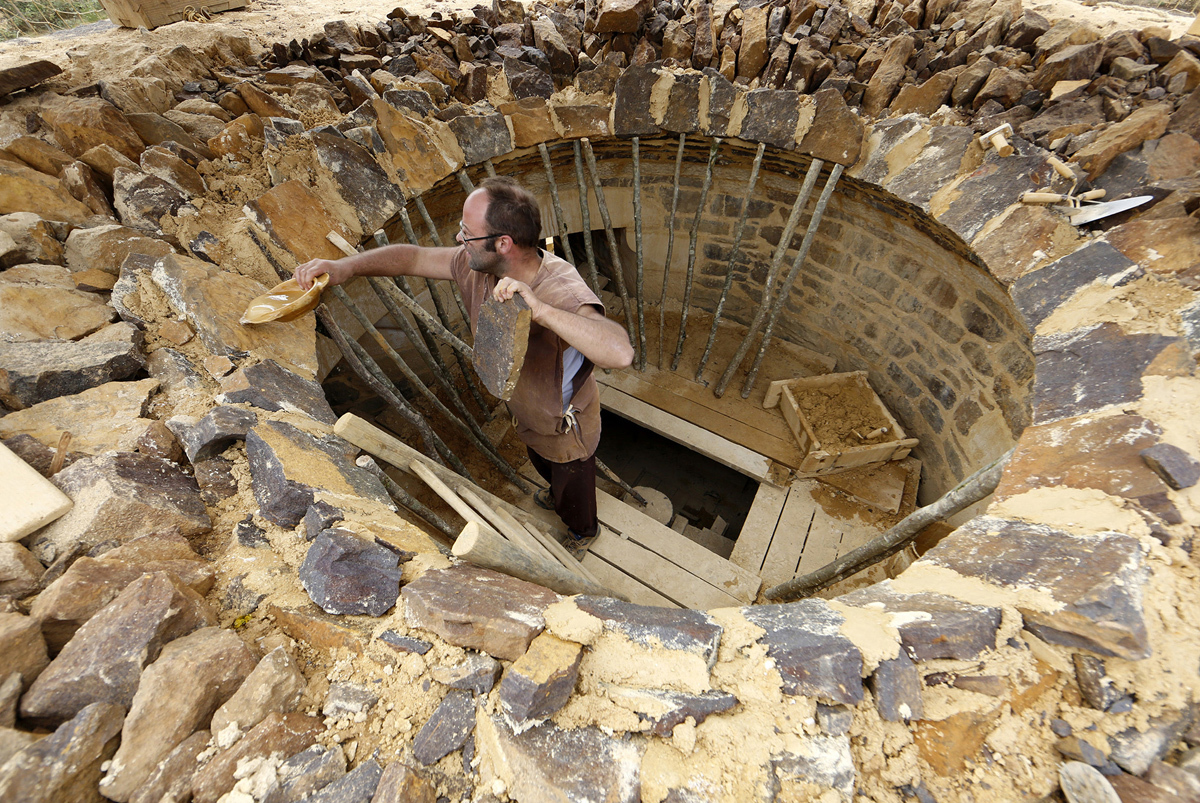 castillo medieval Guedelon Francia 13