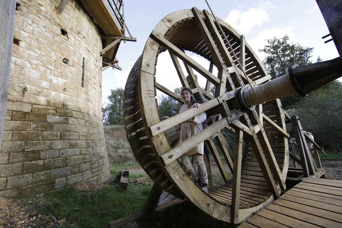 castillo medieval Guedelon Francia 7