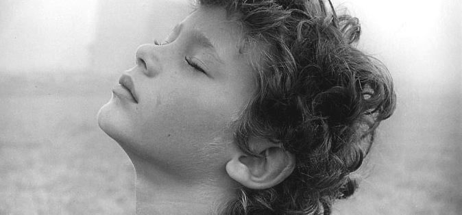 niño respira