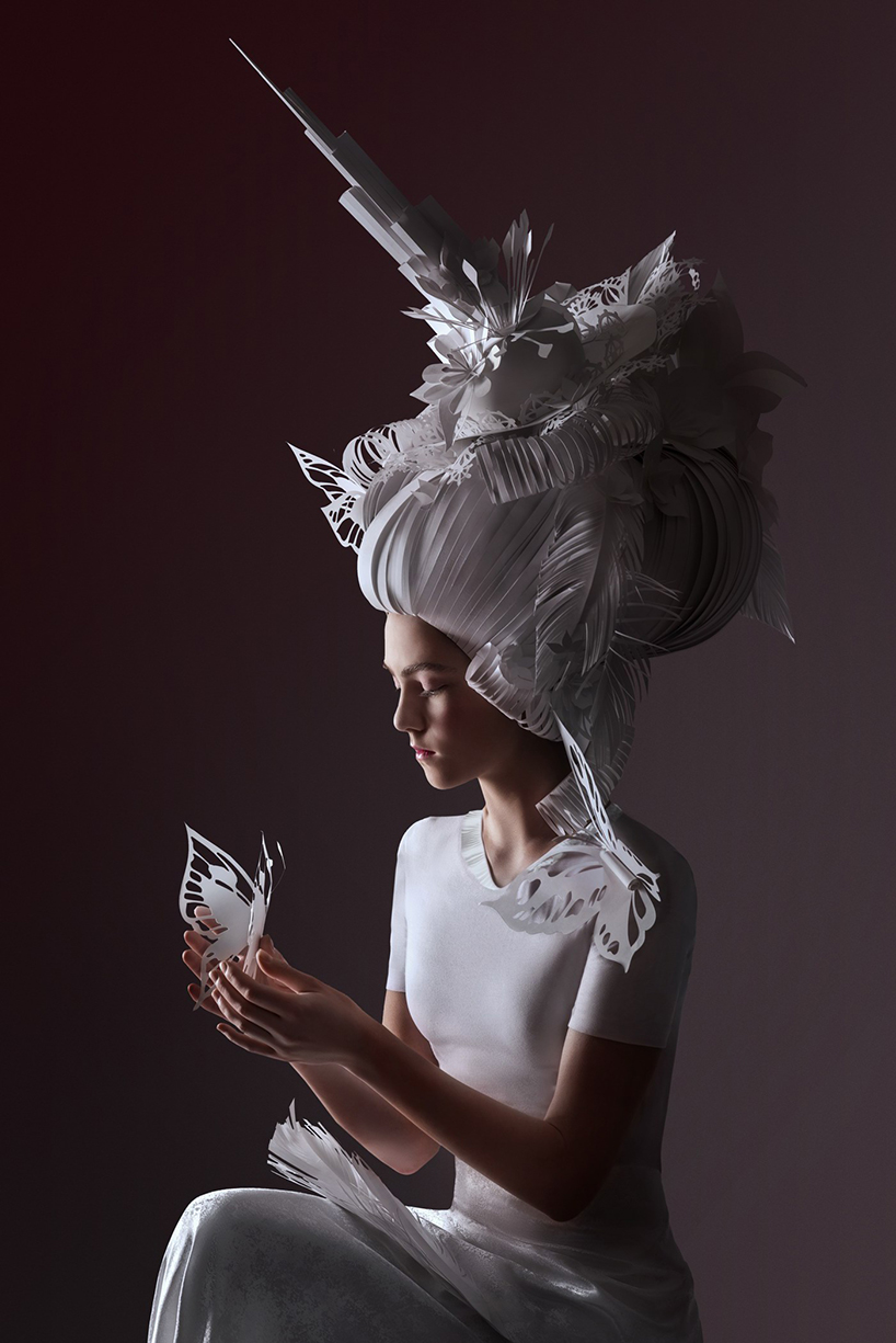 Las pelucas barrocas de papel de la artista Asya Kozina