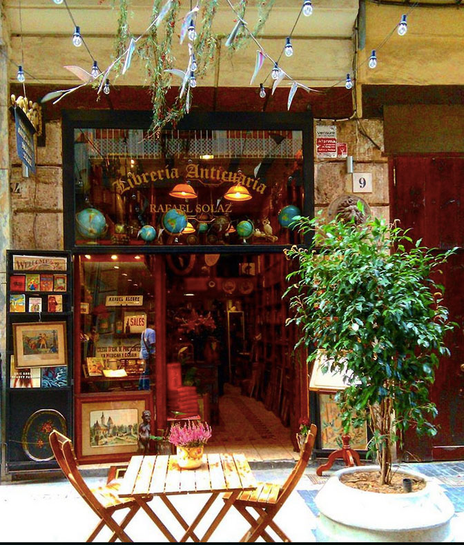 Las librerias mas bonitas de Espana 3