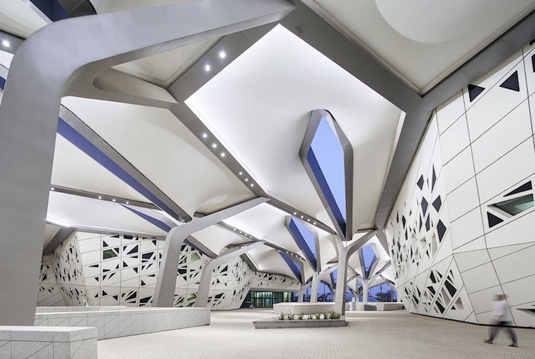 Zaha Hadid Rey Abdullah Petroleo Centro 5
