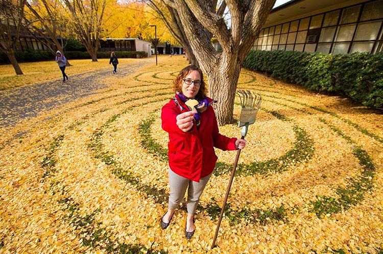 Joanna Hedrick gingko 9