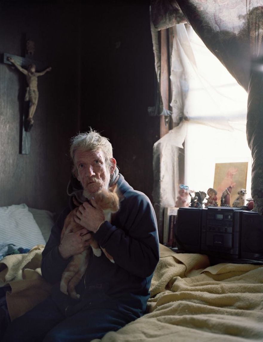 La vida en las calles de un barrio marginal de Filadelfia, capturada por  Jeffrey Stockbridge - Cultura Inquieta