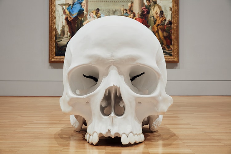 Ron Mueck calaveras craneos escultura 13