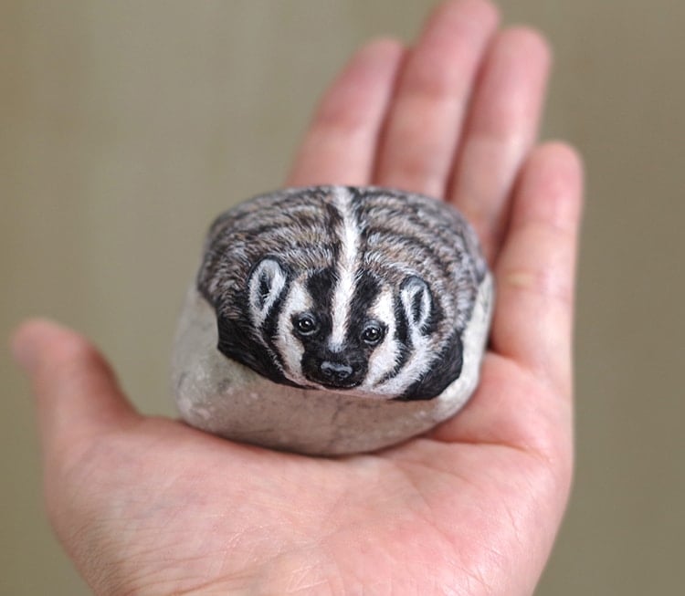 Akie Nakata piedras animales