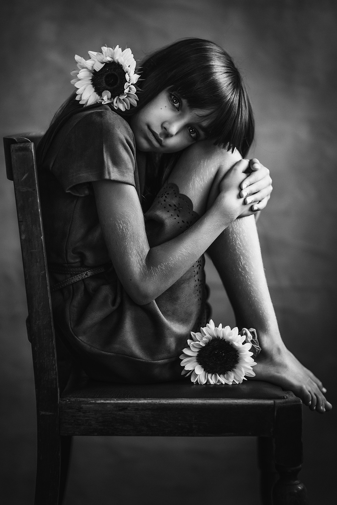 bw child photography winners. C. Inquieta3