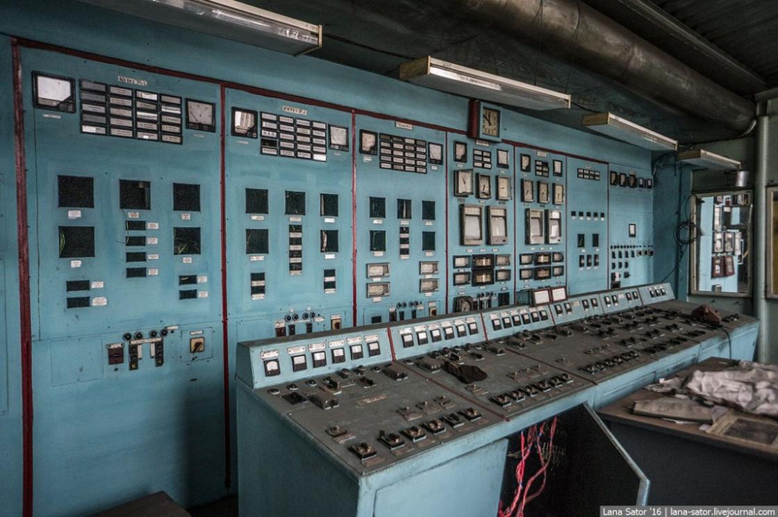 coltrol room soviet 10