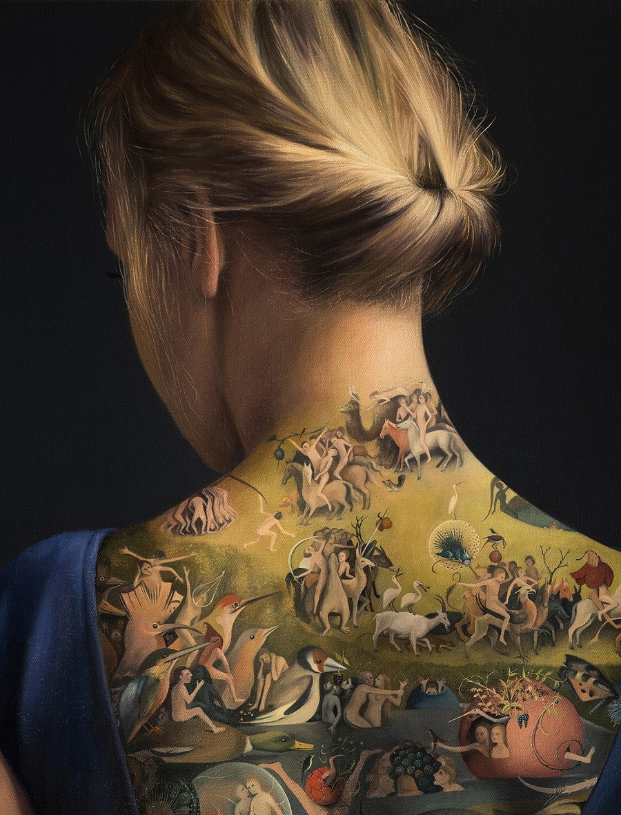 Pintura del El jardín de las delicias a modo de tatuaje sobre la espalda de una mujer, obra de Agnieszka Nienartowicz