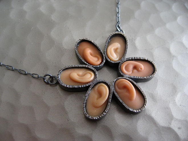 Margaux Lange barbie joyas 4