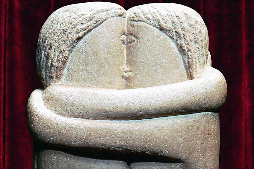 Constantin Brancusi The Kiss detail.beso 3
