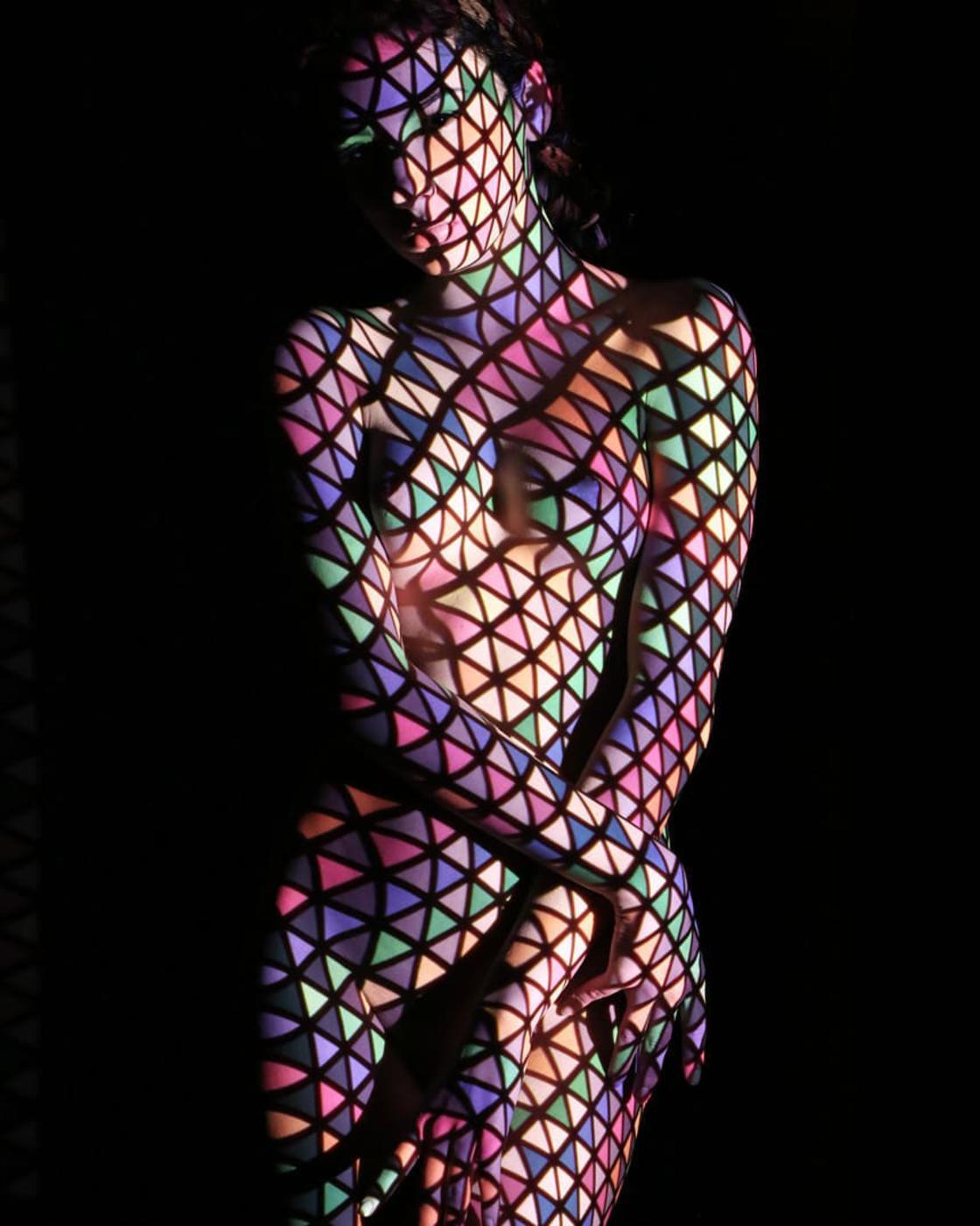 Dani Oivier cuerpos luz 16