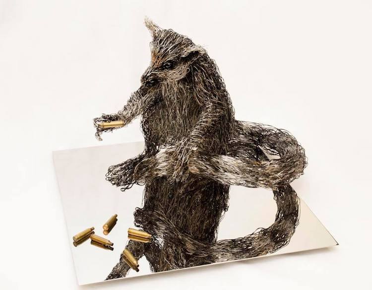 candice bees escultura 10