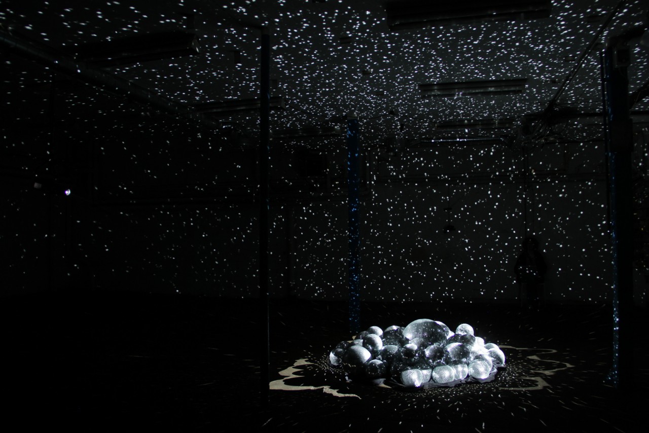 instalación luces disco kyle mcdonald 3