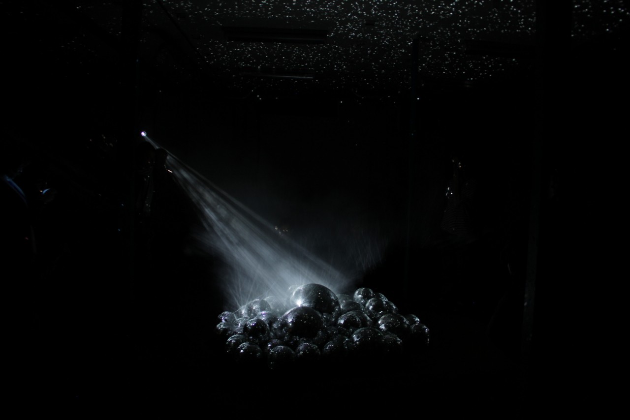 instalación luces disco kyle mcdonald 6