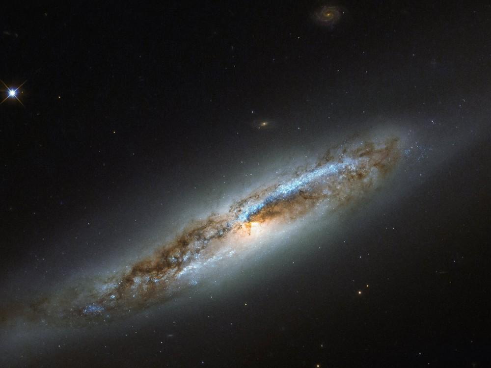 galaxia 4388 NASA 15