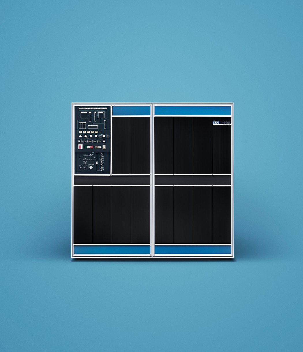 Fotografía de ordenadores antiguos IBM 1401