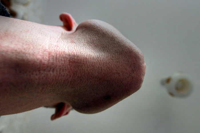 hombre sin barba polla
