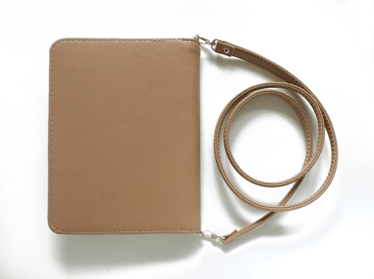 Elena Myloslavskaya bag books 3 culturainquieta