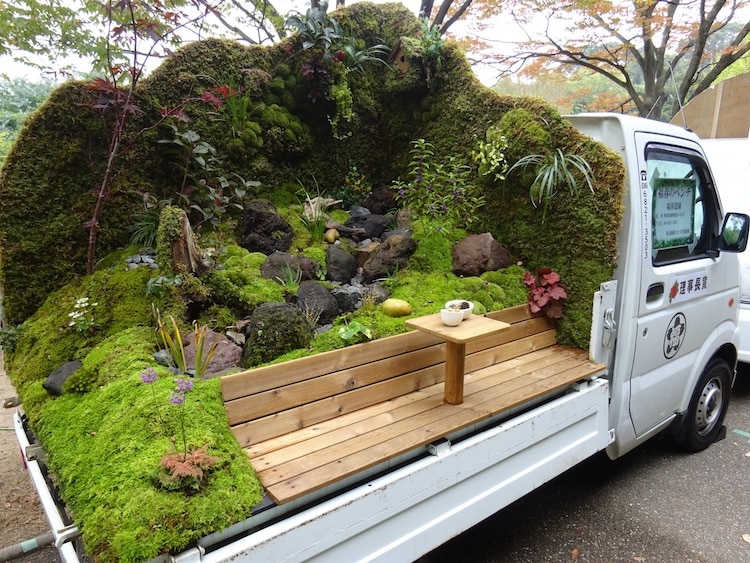 camioneta jardin japon