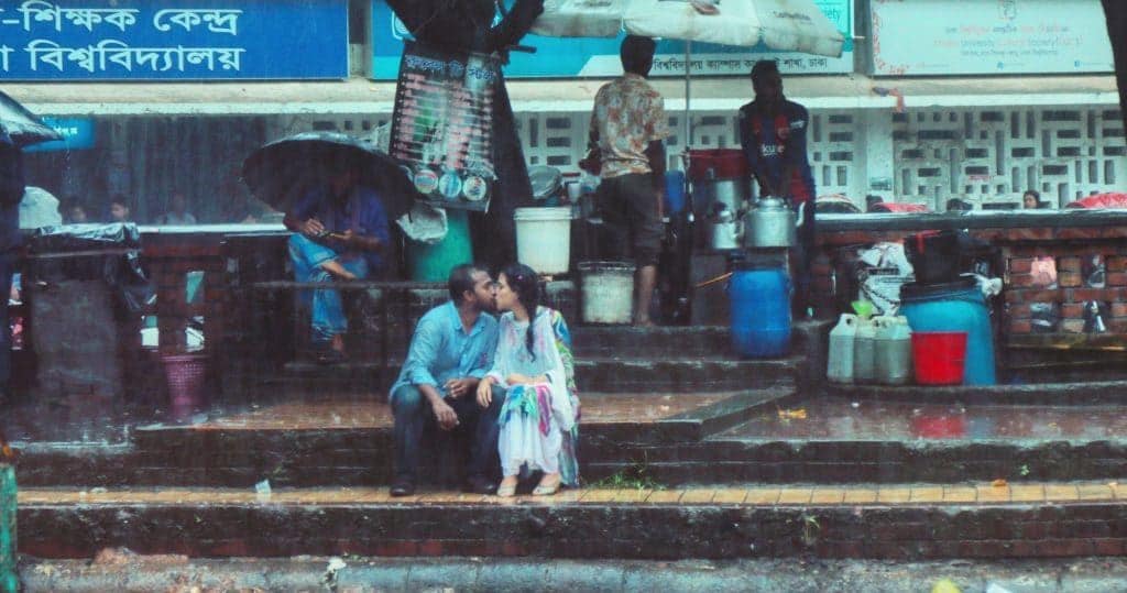 Jibon Ahmed 1 Bangladesh Beso fotografía polémica