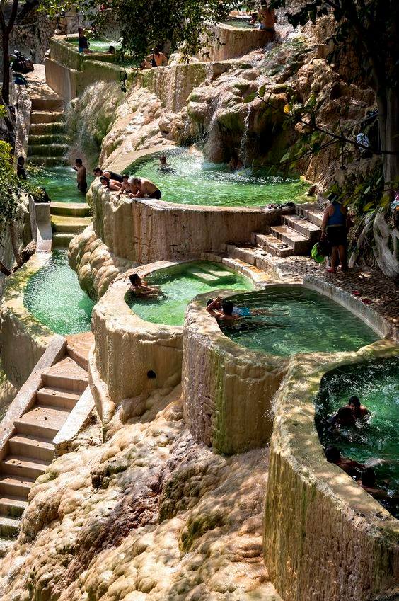 Las cuevas de Tolantongo y Prismas Basálticos, México. Un hermoso spa natural