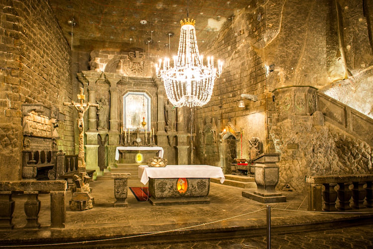 Polonia Wieliczka catedral subterránea mina sal arquitectura Edad Media