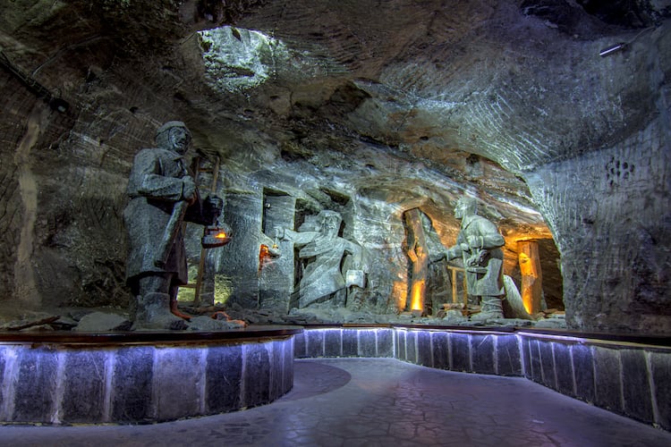 Polonia Wieliczka catedral subterránea mina sal arquitectura Edad Media