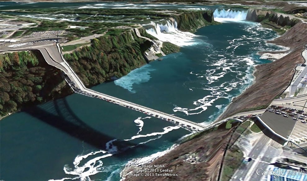 Postales desde Google Earth, Clement Valla