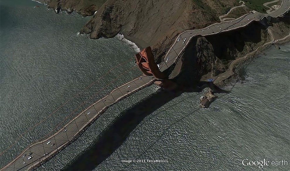 Postales desde Google Earth, Clement Valla