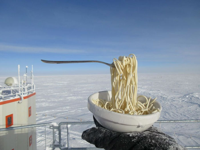 Base Concordia 03