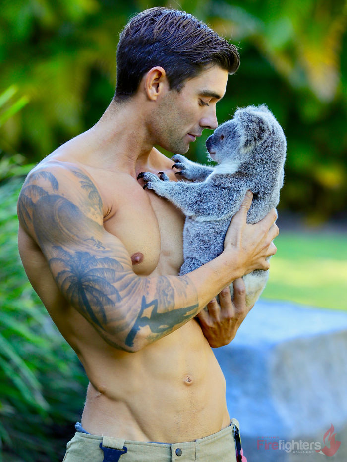 BomberosAustralianos 2 calendario beneficiencia buenacausa animales Australia fotografía erótico