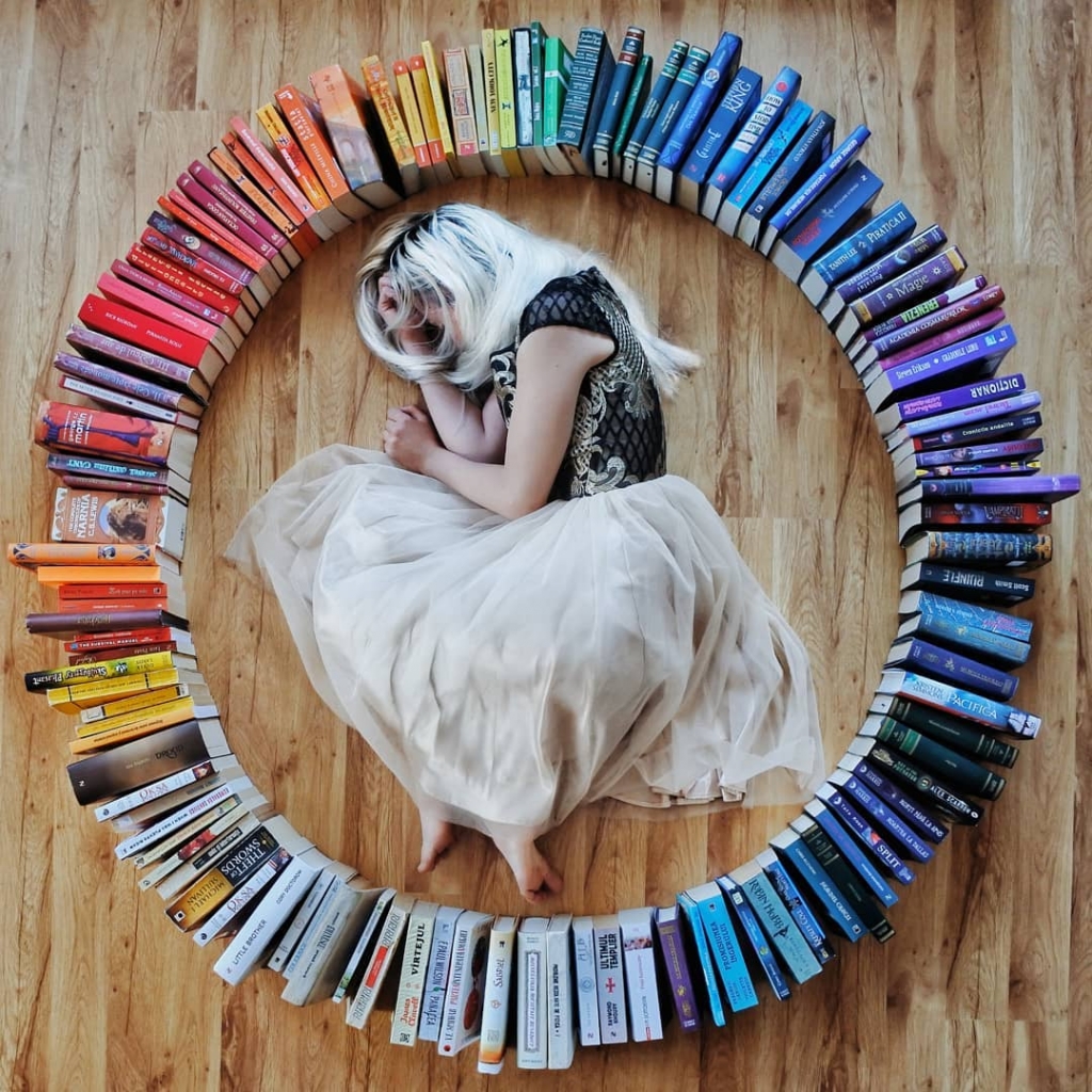ElizabethSagan 2 bookstagrammer Instagram libros lectura artefotográfico photoshop imaginación