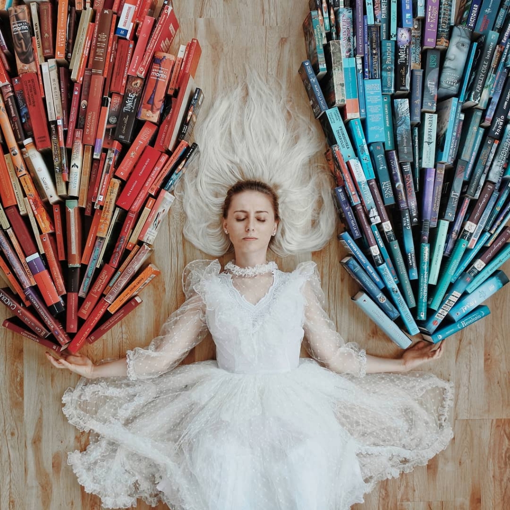ElizabethSagan 4 bookstagrammer Instagram libros lectura artefotográfico photoshop imaginación