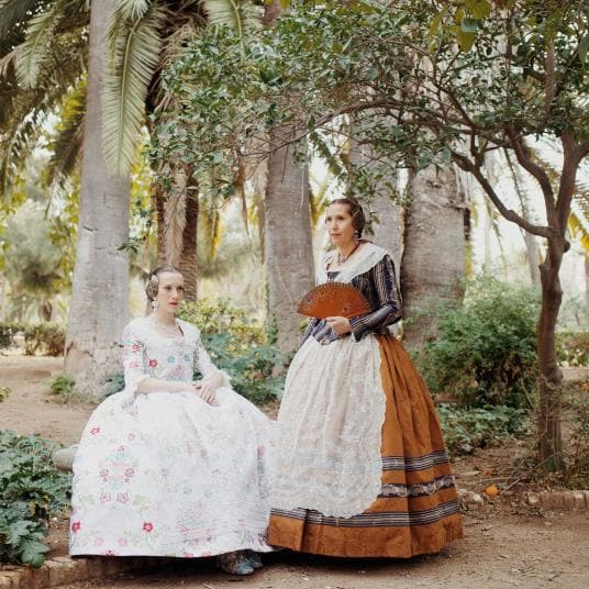 Falleras de las Fallas de Valencia