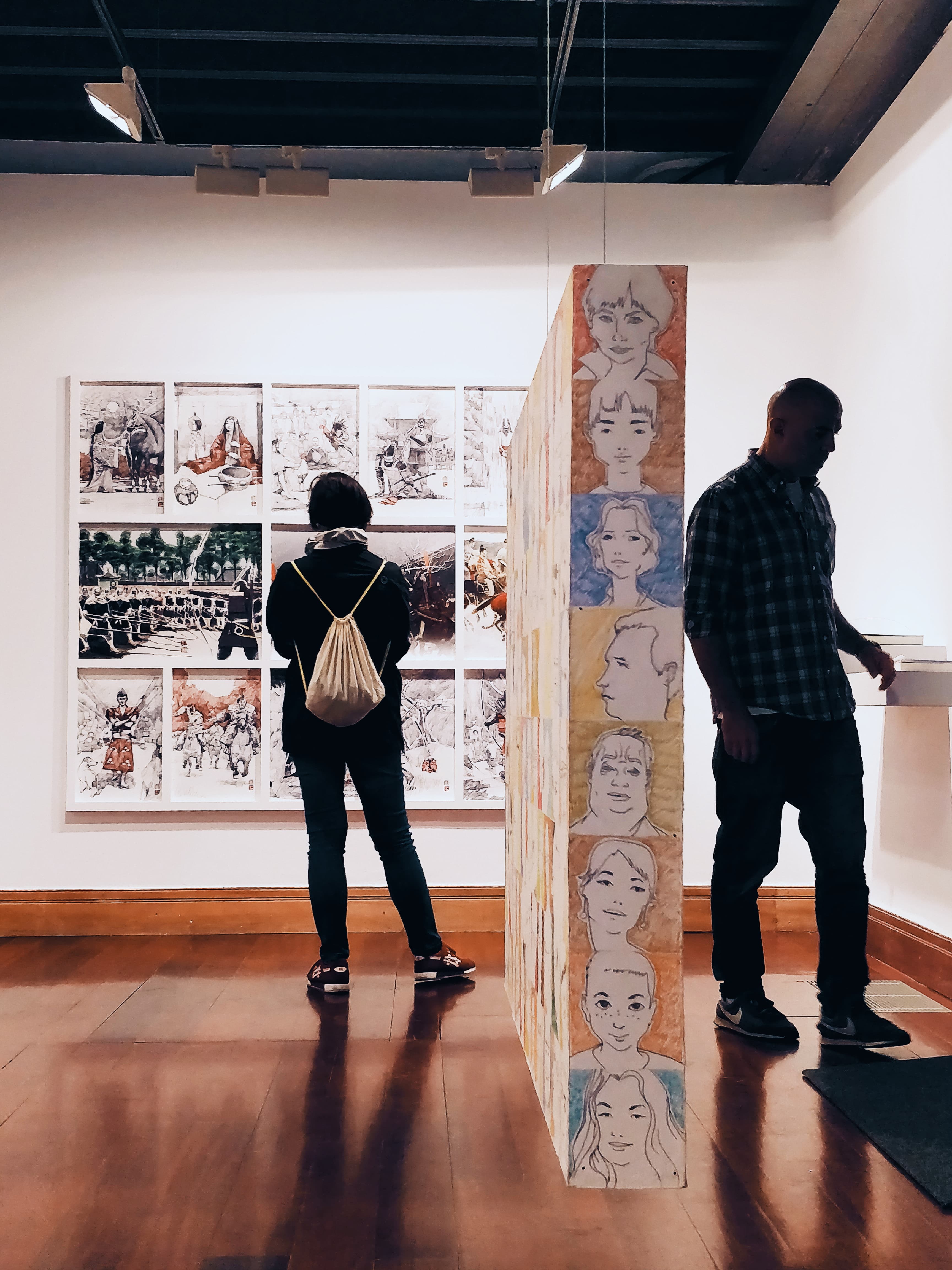 Juany Elena saborean el silencio del Centro Atlántico de Arte Moderno.