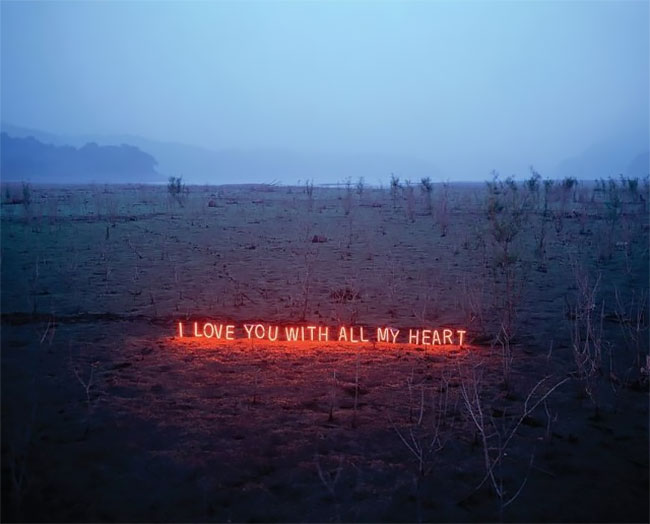 Jung Lee 2 Neón Mensajes Intervenciones Esculturas frases amor