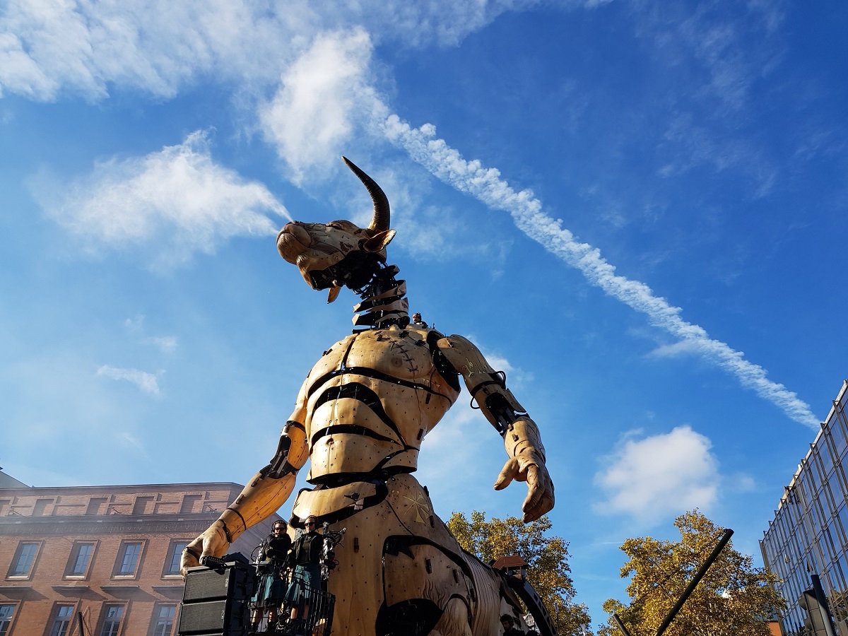 LaMachine 6 TheGuardianOfTheTemple Minotauro artesescénicas teatrocallejero Toulouse
