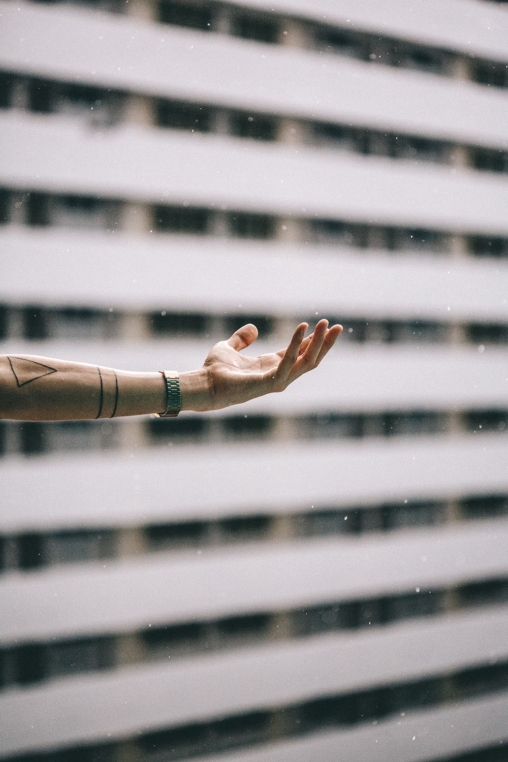 alex wong 83542 unsplash