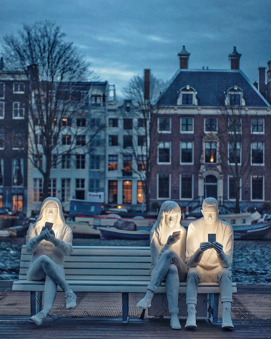 AmsterdamLightFestival 7 GaliMayLucas KarolineHinz AbsorbedByLight escultura sociedad estilodevida intervencionesurbanas
