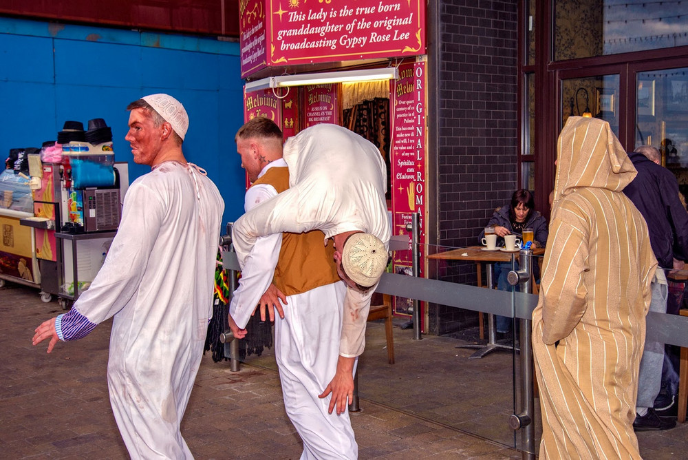 DougieWallace 28 fotografíacallejera humor Blackpool despedidasdesoltero estilodevida kistch