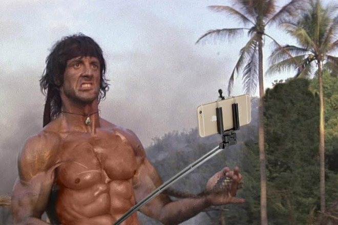 GunsReplacedWithSelfieSticks 1 humor cine Tumblr SelfieStick CulturaPop memes